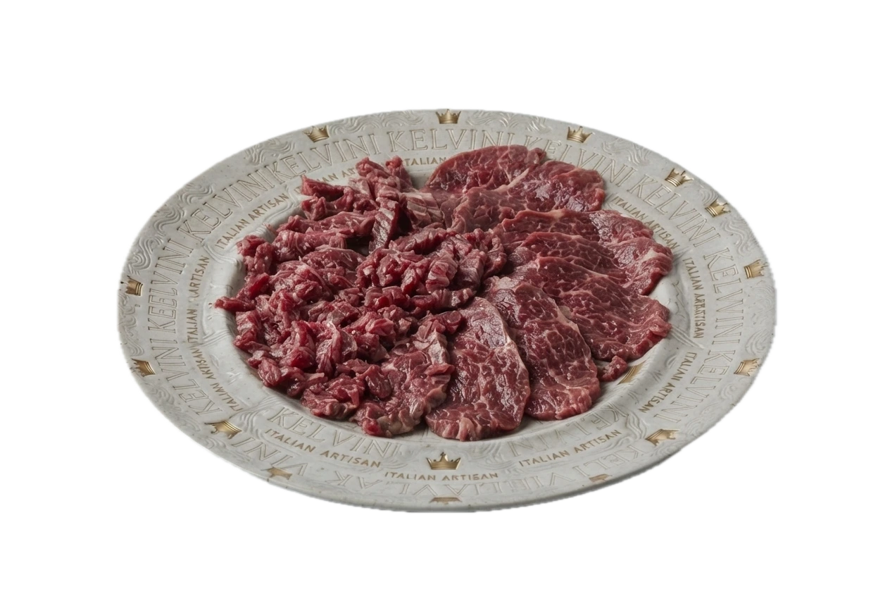 sucade, grof gemalen of heel fijn met de hand gehakseld op een bord met het kelvini logo